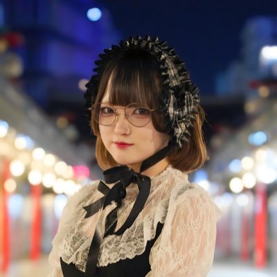 天都しえる