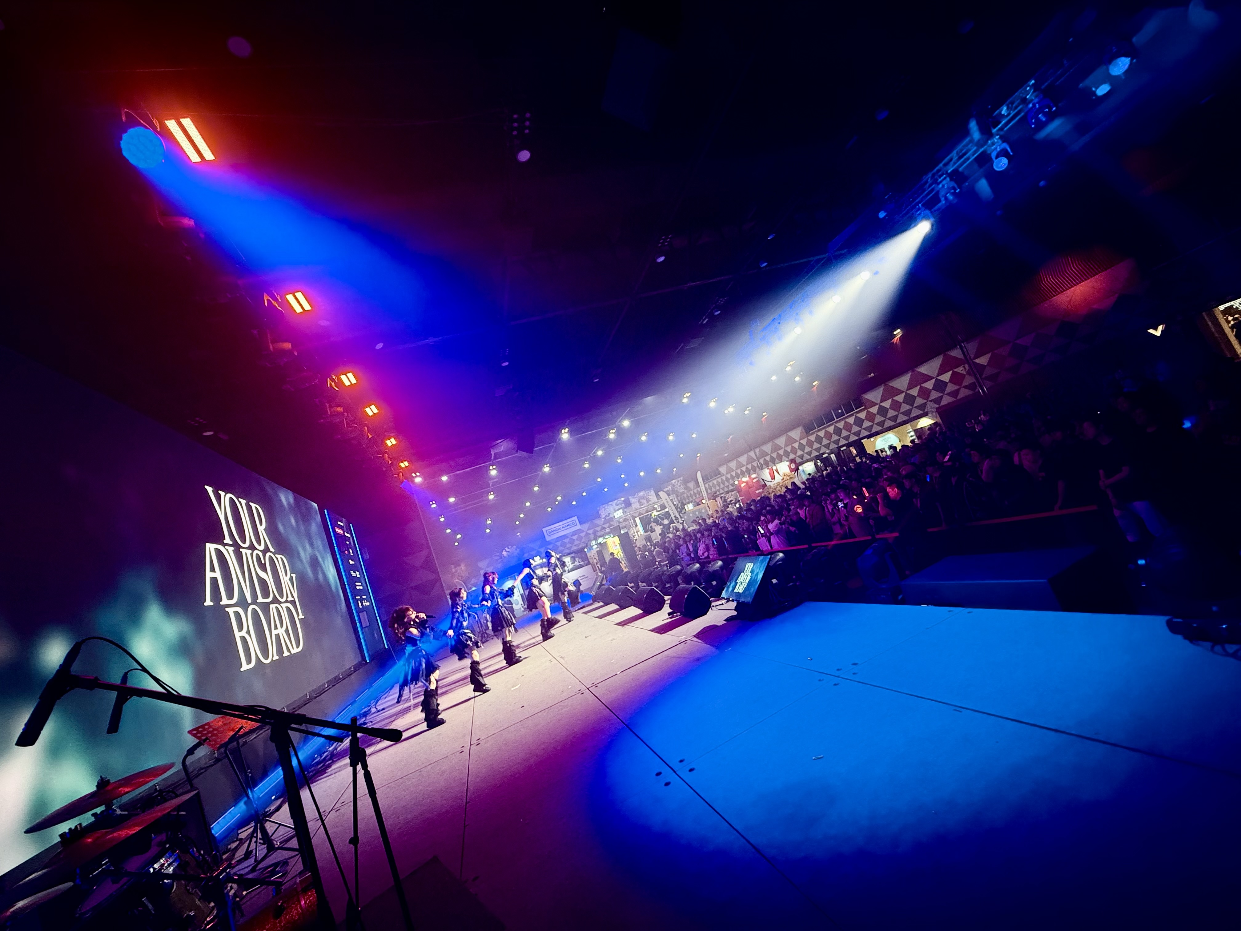YOUR ADVISORY BOARD Global Live Scene 2